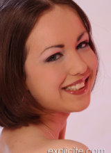 sonja-shy-and-lovely-striptease/1.jpg