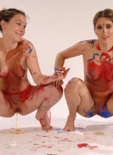 explicite-peeing-girls-series-2/7.jpg